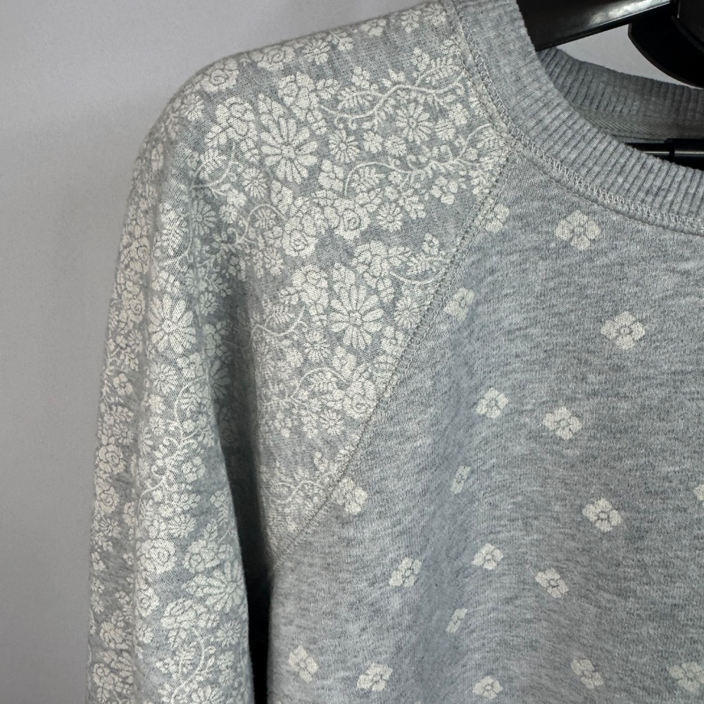 Aerie Women’s Distressed Floral Crewneck Sweatshirt Gray Size XL - Picture 2 of 5